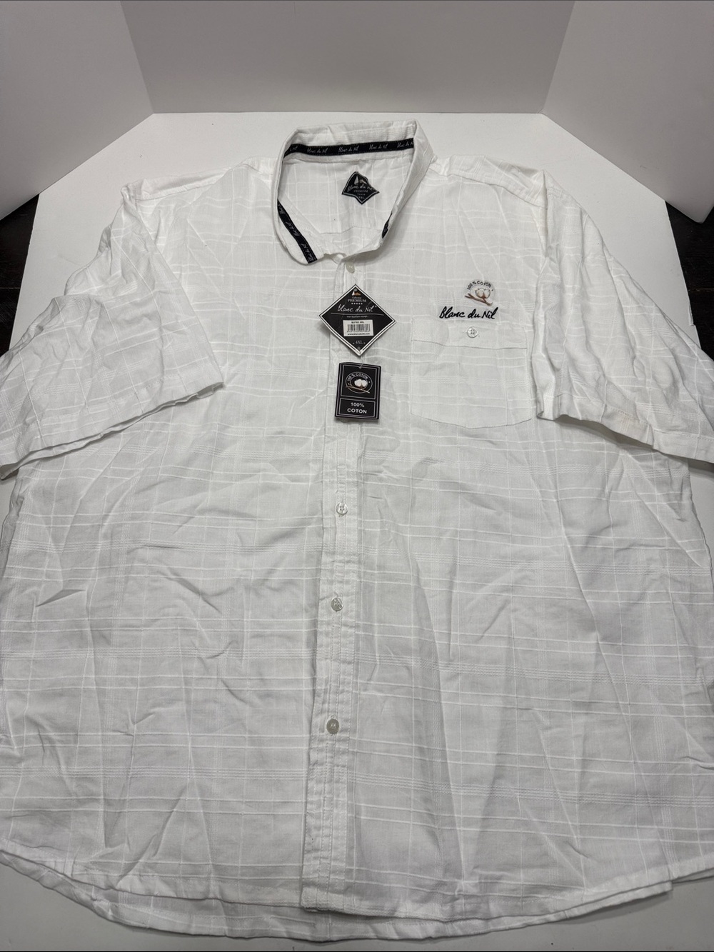 Blanc du Nil Men's White Short-Sleeve Button-Down Shirt